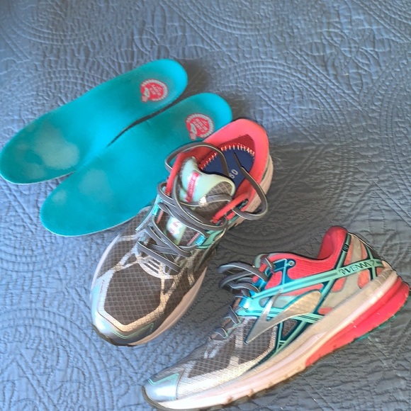 Brooks Ravenna 7 Women's Running Shoes Size 9 Gray Aqua Green - Picture 2 of 13